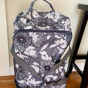 Vera Bradley Wheeled Carry-On Travel Set (light-weight). NEW!